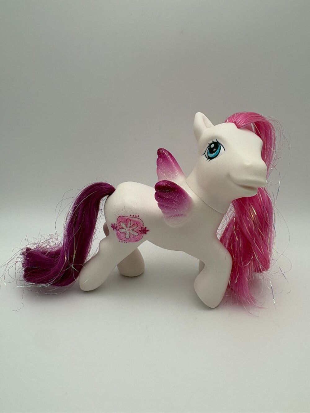 My Little Pony (MLP) Daisy May Crystal Princess Pegasus RARE G3 (MLP: LOT1-32)